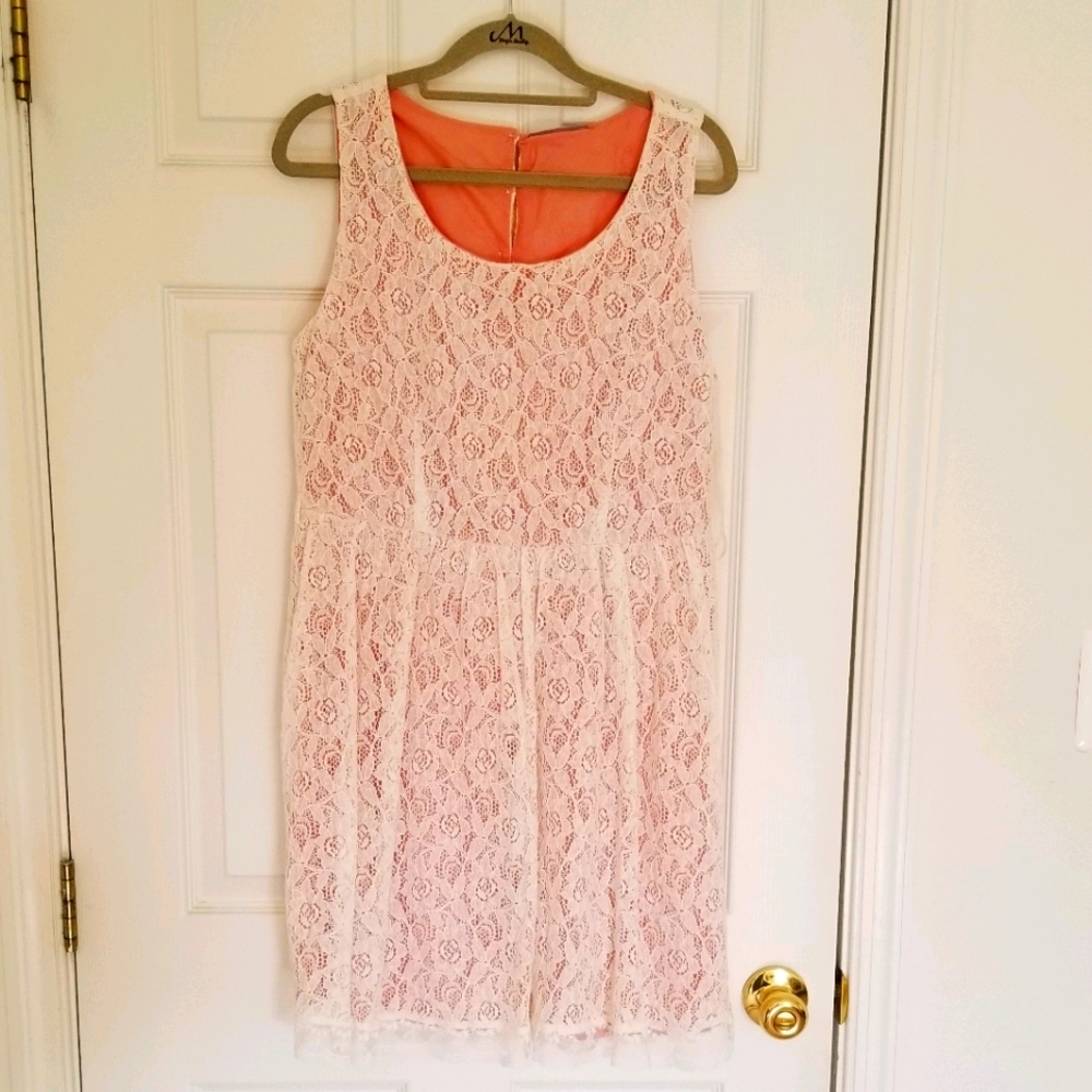 Romero & Juliet couture lace dresd
